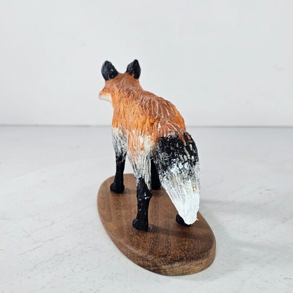 Red Fox Figurine Handcrafted From Wood With Base - Picture 7 of 8